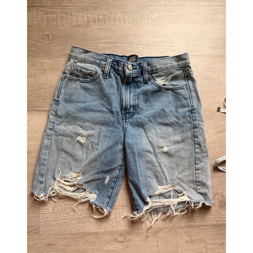 BDG URBAN OUTFITTERS 26 Jean‎ shorts jorts